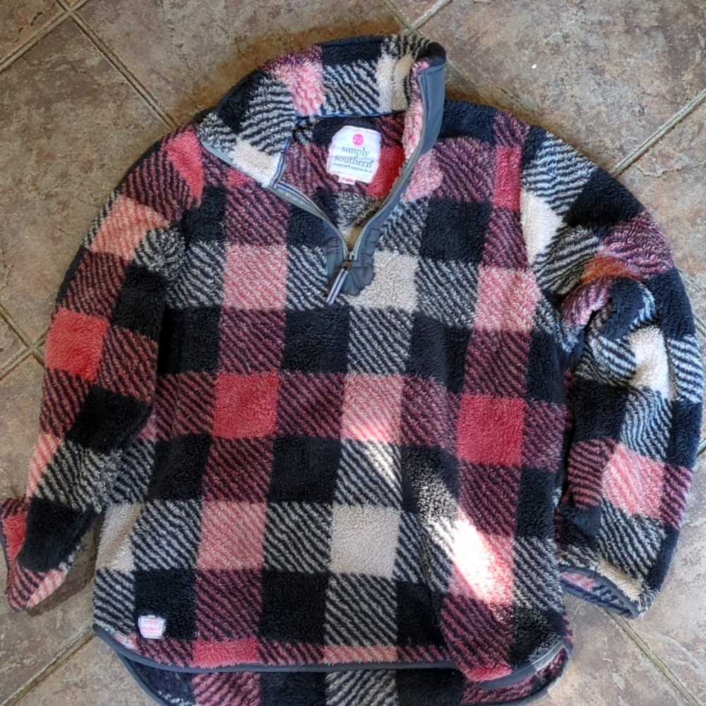Pullover sweater